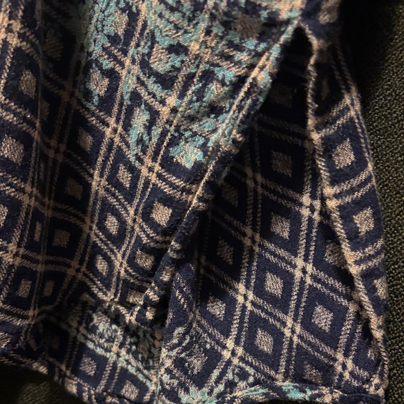 Free People Chic Blue and Black Geometric Button Down long sleeve Shirt medium - Picture 6 of 7
